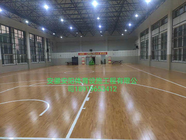 籃球場(chǎng)木地板廠(chǎng)家