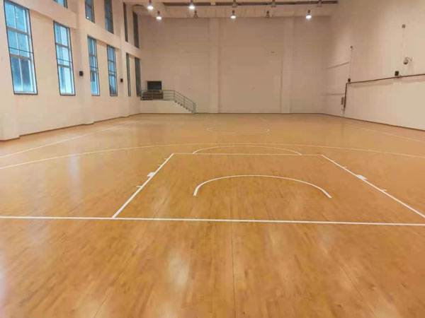 籃球館木地板